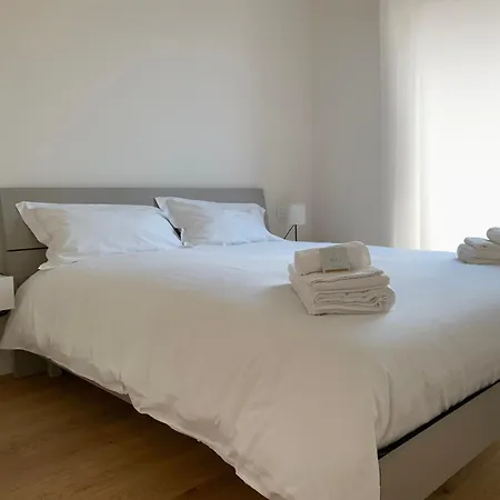 Spazio Perlasca 2 - تْشيرنوبيو