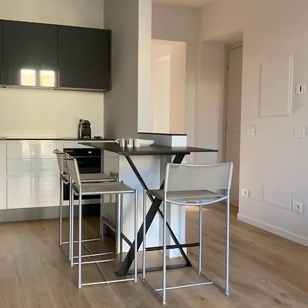 Spazio Perlasca 2 - تْشيرنوبيو