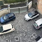 Spazio Perlasca 2 - *