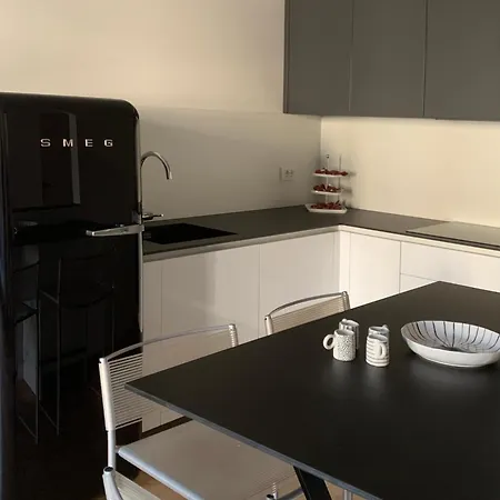 Lägenhet Spazio Perlasca 2 -