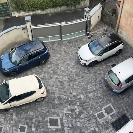 Spazio Perlasca 2 - *