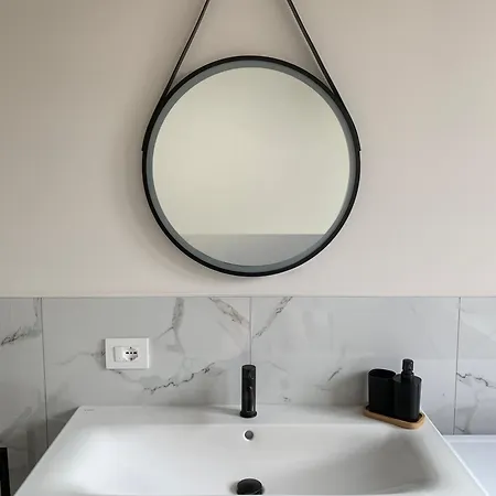 Spazio Perlasca 2 - Apartment Cernobbio